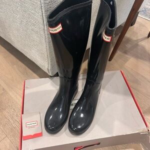 Hunter Glossy Black Rain Boots